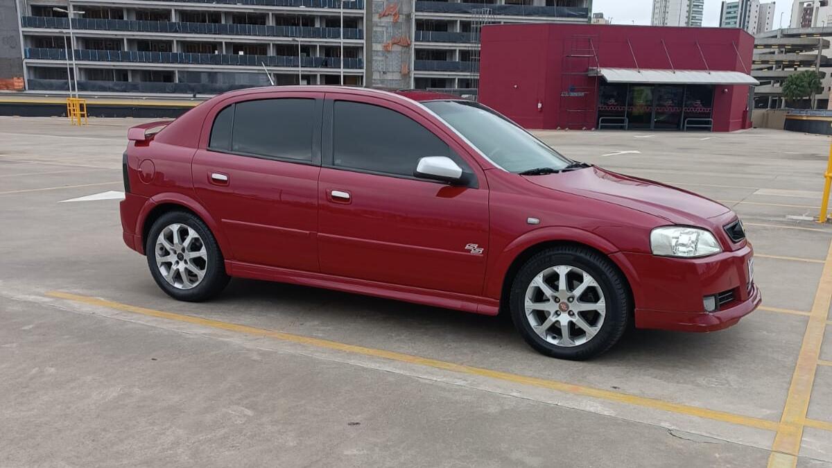 Astra vermelho